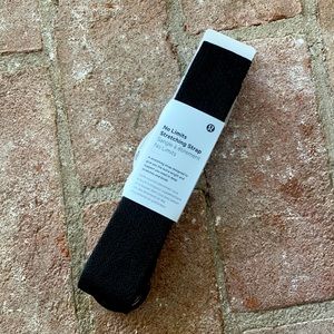 LULULEMON NWT No Limits Stretching Strap